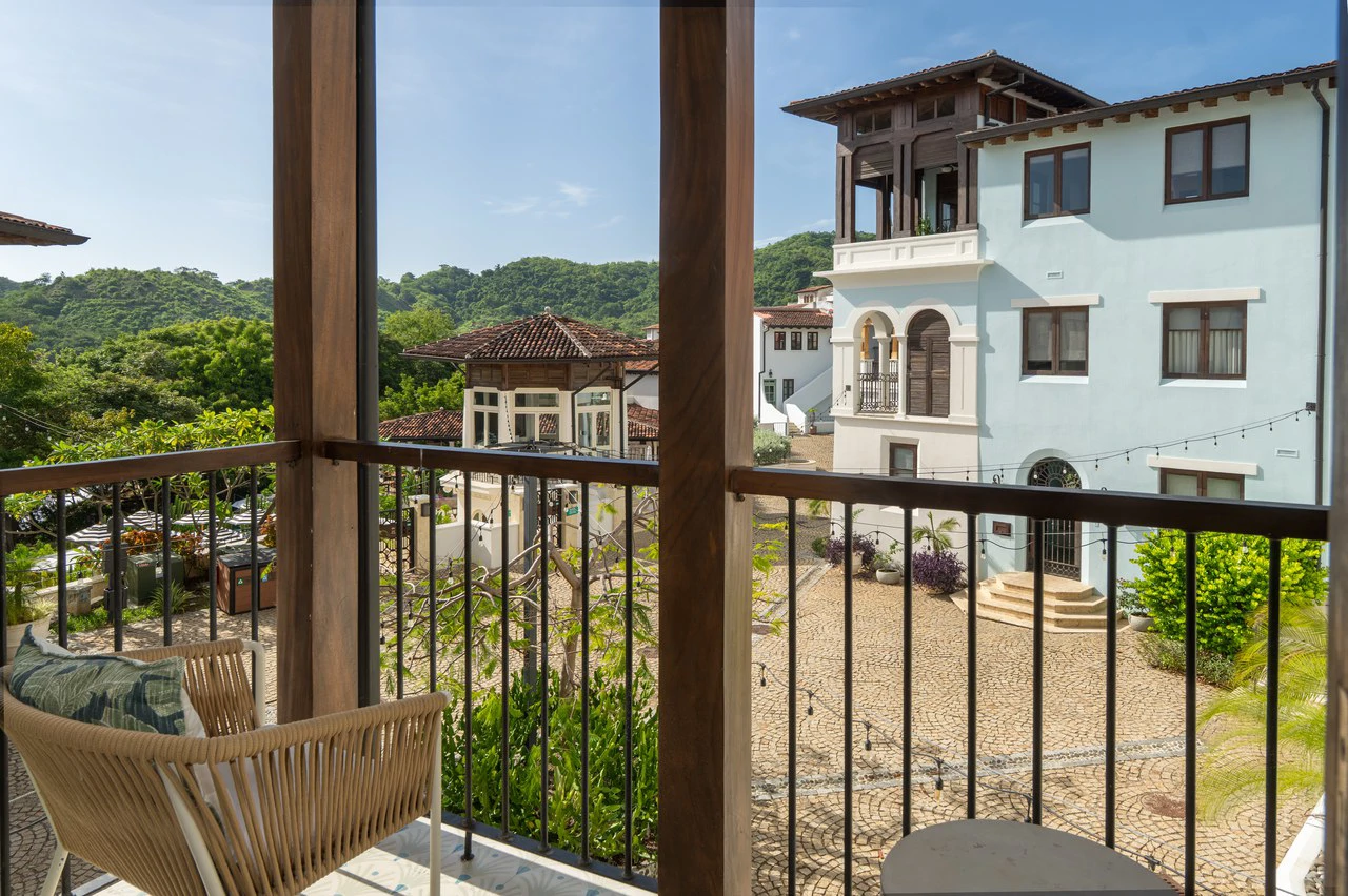 Casa Acuarela: Steps from the Beach & Beach Club, Impeccable 4-Bedroom Home in Las Catalinas - Gallery image 16