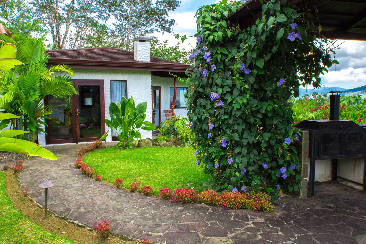 Luxury Vacation Rental Villas for Sale with Amazing Views of Lake Arenal - Gallery image 21