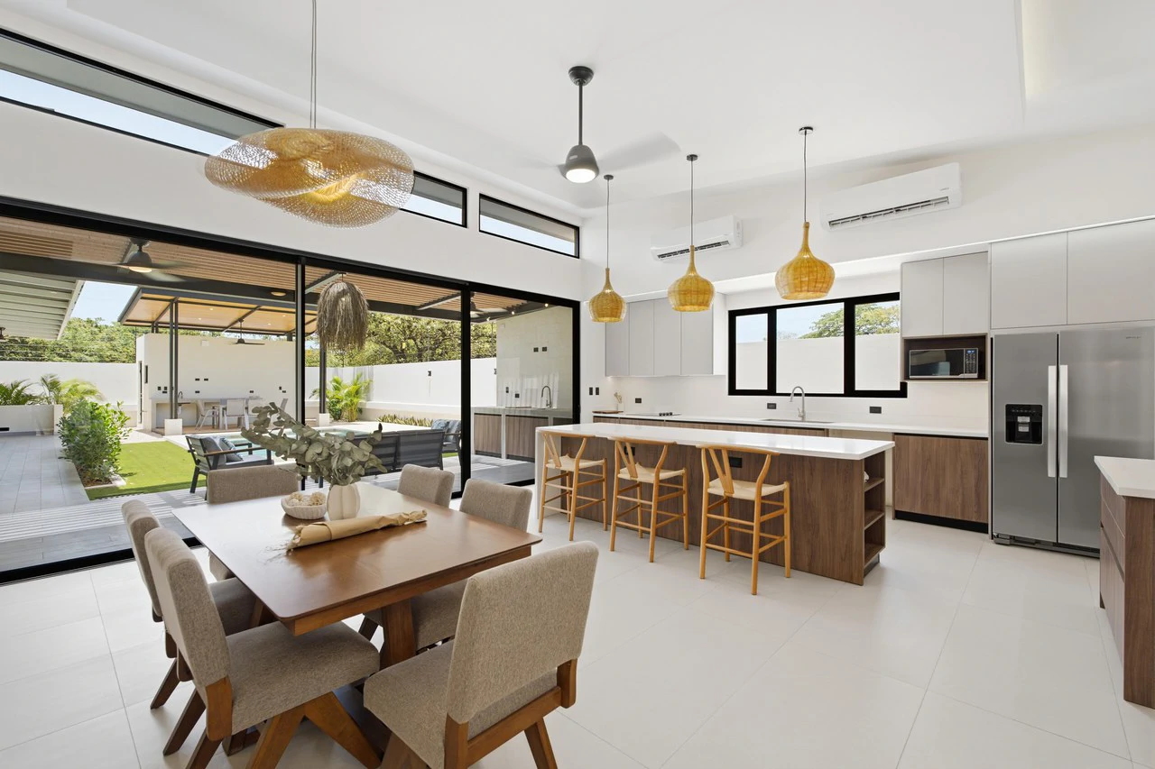 Villa Fresno: Newly Completed Contemporary Home with Private Pool Near Playa Avellanas - Gallery image 9