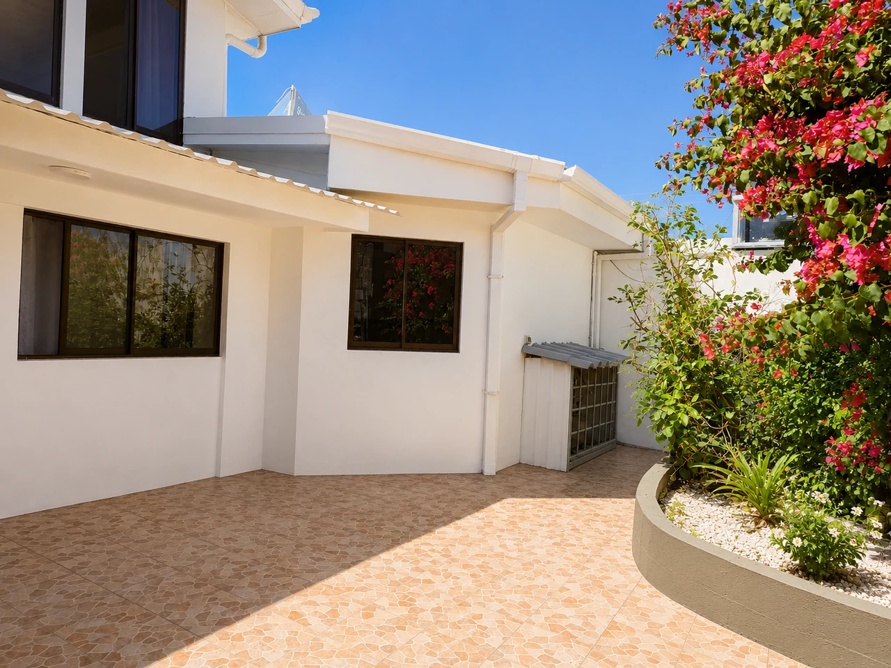 Heredia Centro Mixed-Use Residence & Investment Property - Gallery image 4