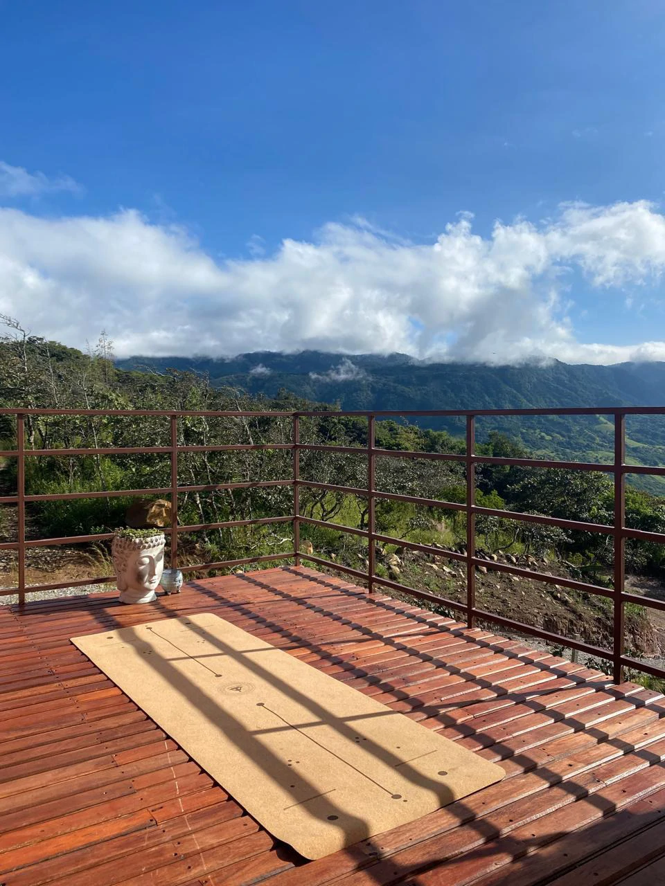 Ecofriendly container home, top views of La Lindora Monteverde LN0525: Elevated Eco-Luxury: Off-Grid Container Home with Panoramic Forest Views in Monteverde, La Lindora. - Gallery image 12
