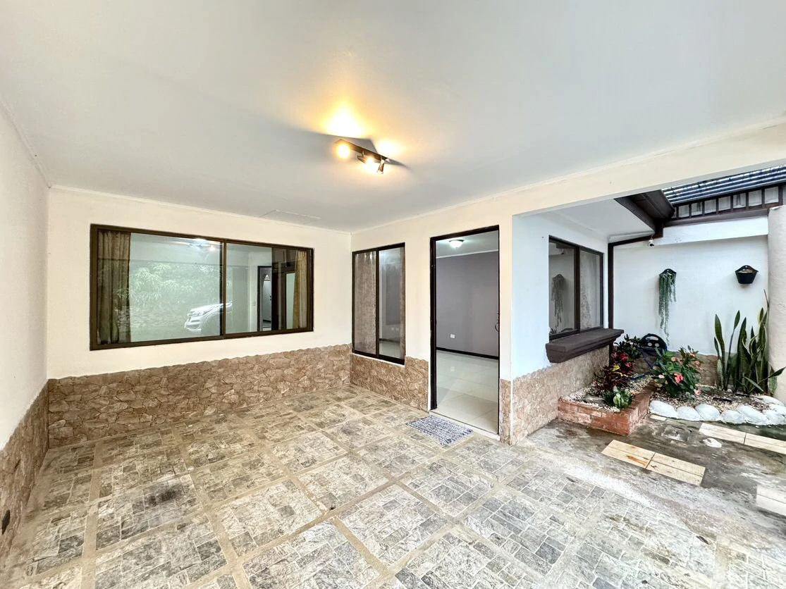 House for sale in San Pablo Heredia