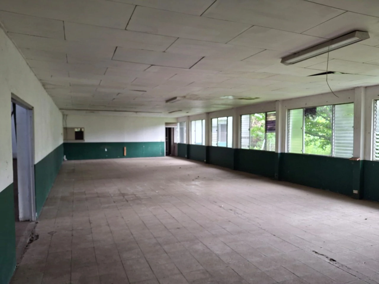 Warehouse For Sale in Grecia - Gallery image 10