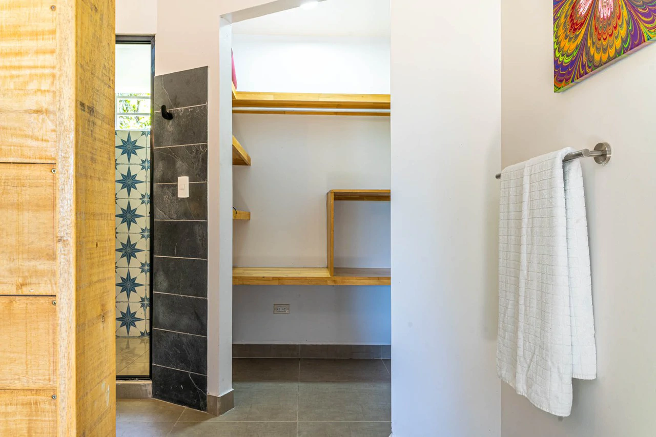 Estate Property in Escaleras, Multi-Use, Residential/HOTEL/Commercial - Gallery image 25
