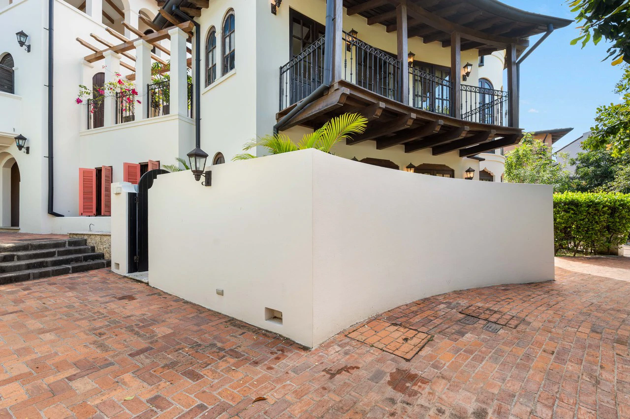 10 Plaza Carlota: A Rare Single-Level Gem in Las Catalinas - Gallery image 25