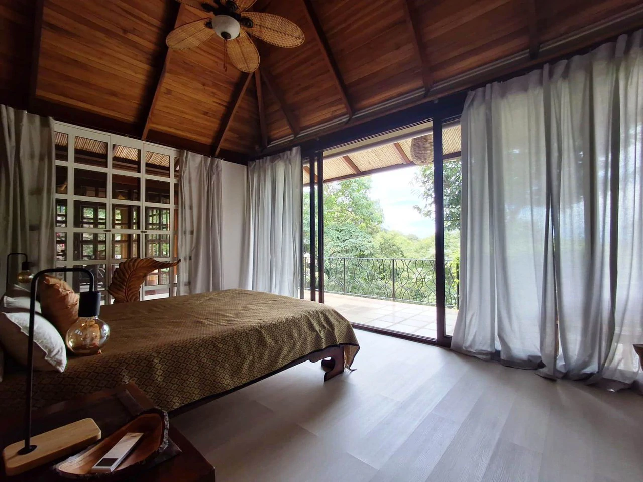 Casa Bali: Unique Indonesia Inspired Villa - Gallery image 9