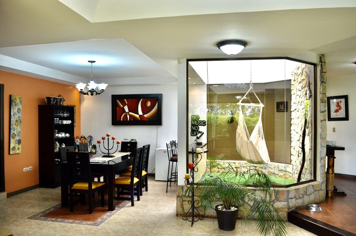 Property for sale with the 3 houses in San Rafael - Gallery image 11