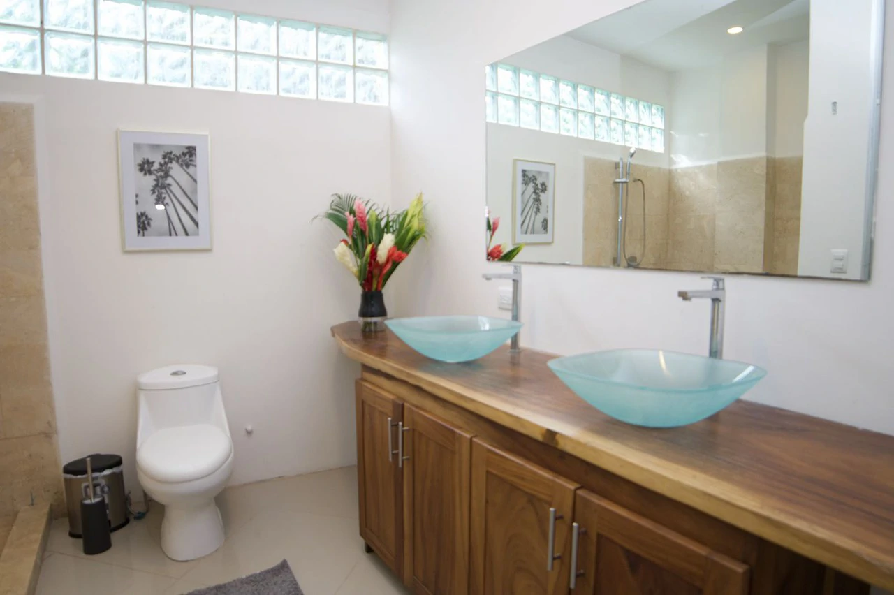 RIVIERA RESIDENCES: 12 Home Community for Sale - Profitable Investment Opportunity 5 min walk to Playa Potrero - Gallery image 27