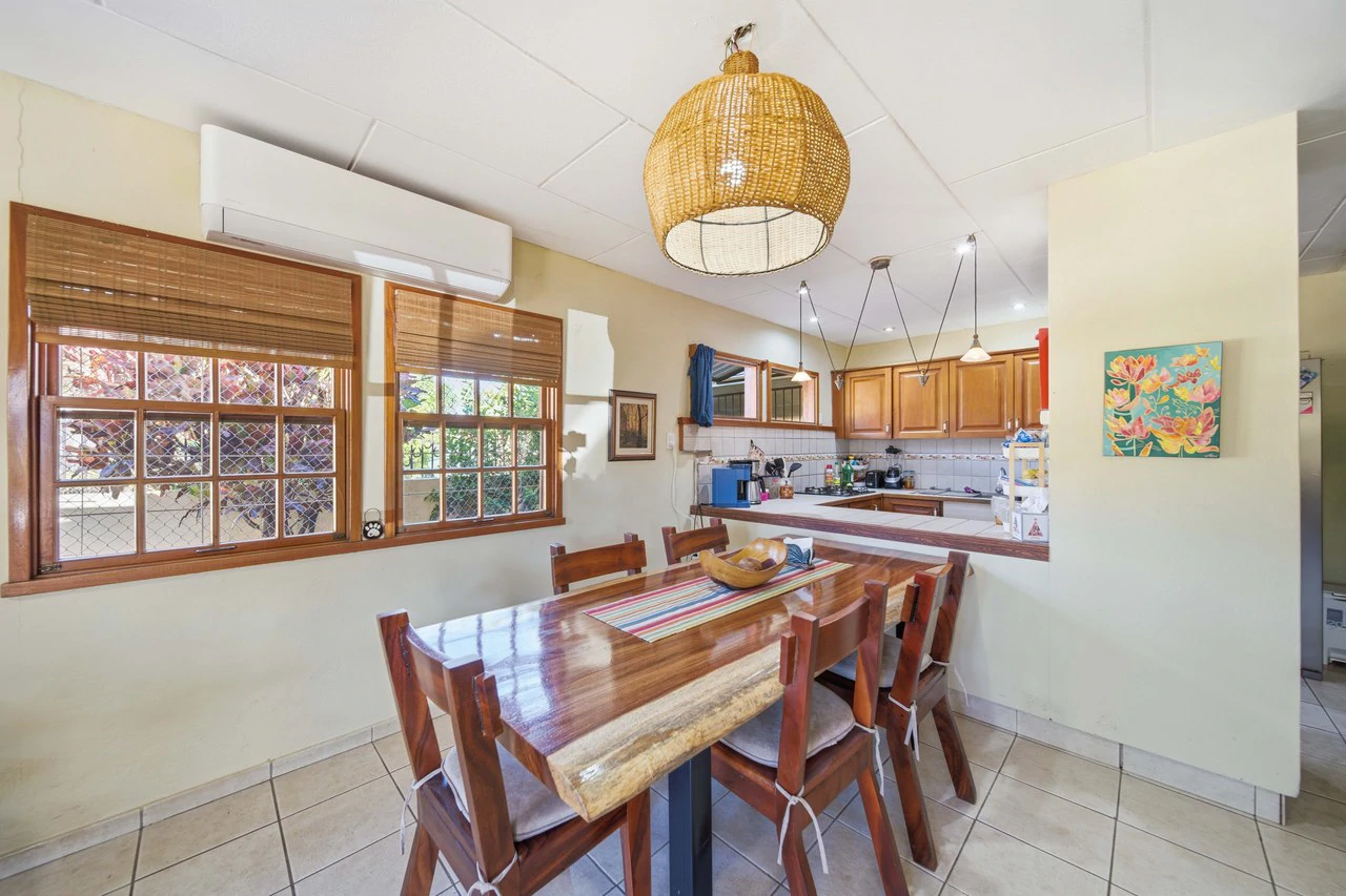 The Jewel of Sardinal: Income, Lifestyle, and Opportunity in One Exceptional Property - Gallery image 4