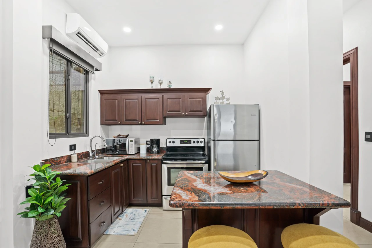 Pura Vida House: 6 bedroom 6 Bathroom Rental Juggernaut in Gated Community - Gallery image 36