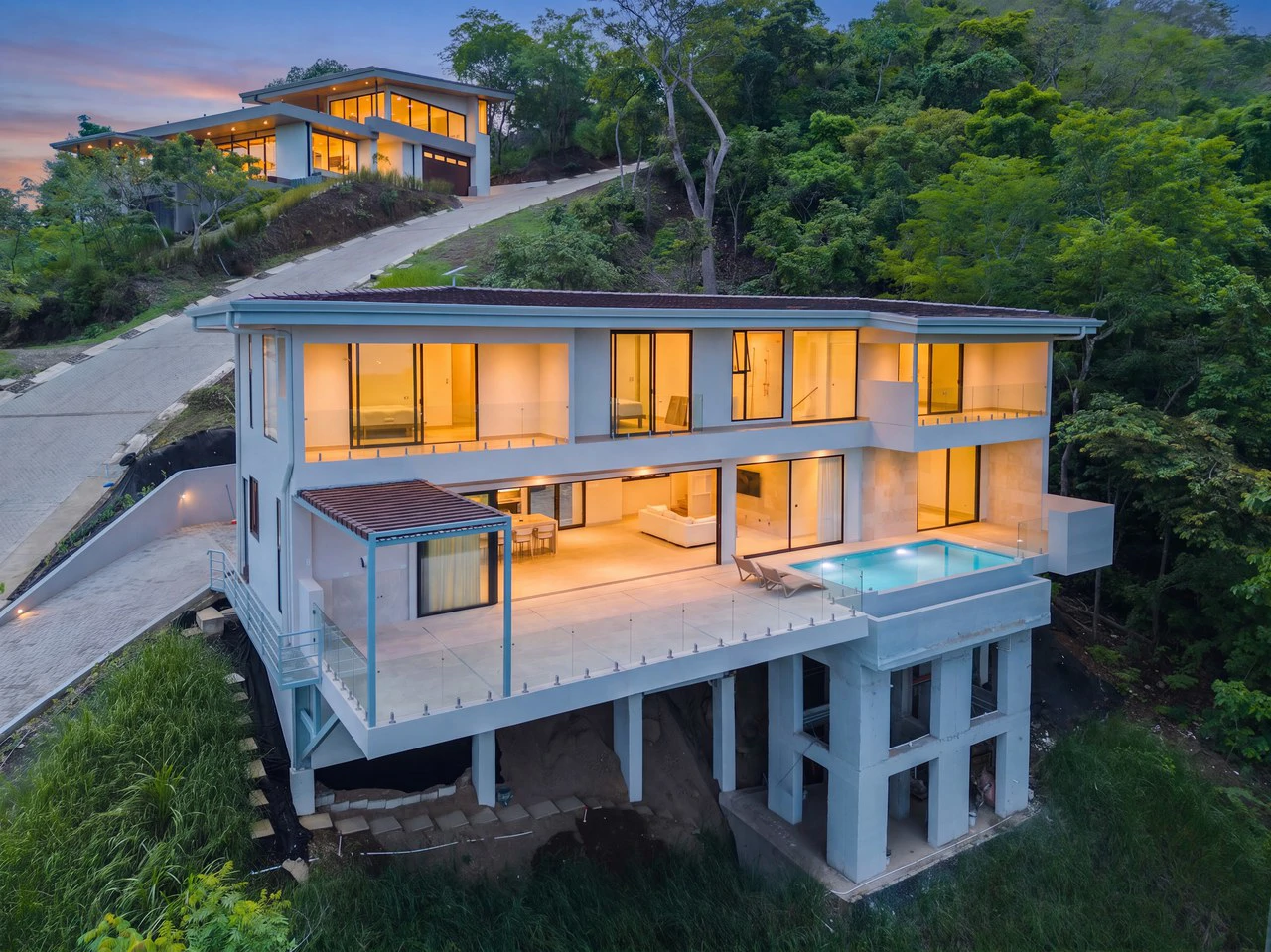 Casa Flores del Mar: Brand-New Contemporary Living with Pacific Ocean Views in Playa Grande