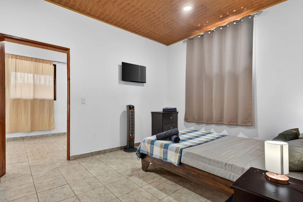 Villa Los Monos: High-Income 9-Unit Rental Property Near Playa Grande - Gallery image 55