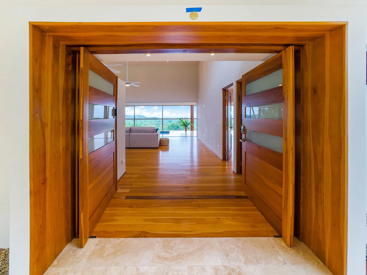 Mar Mystique Haven: Your Dream Home with Stunning Ocean Views - Gallery image 4
