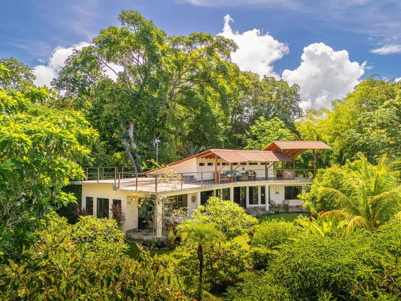 Casa Única -: Ocean View Oasis with Commercial Potential in the Heart of Uvita - Gallery image 4