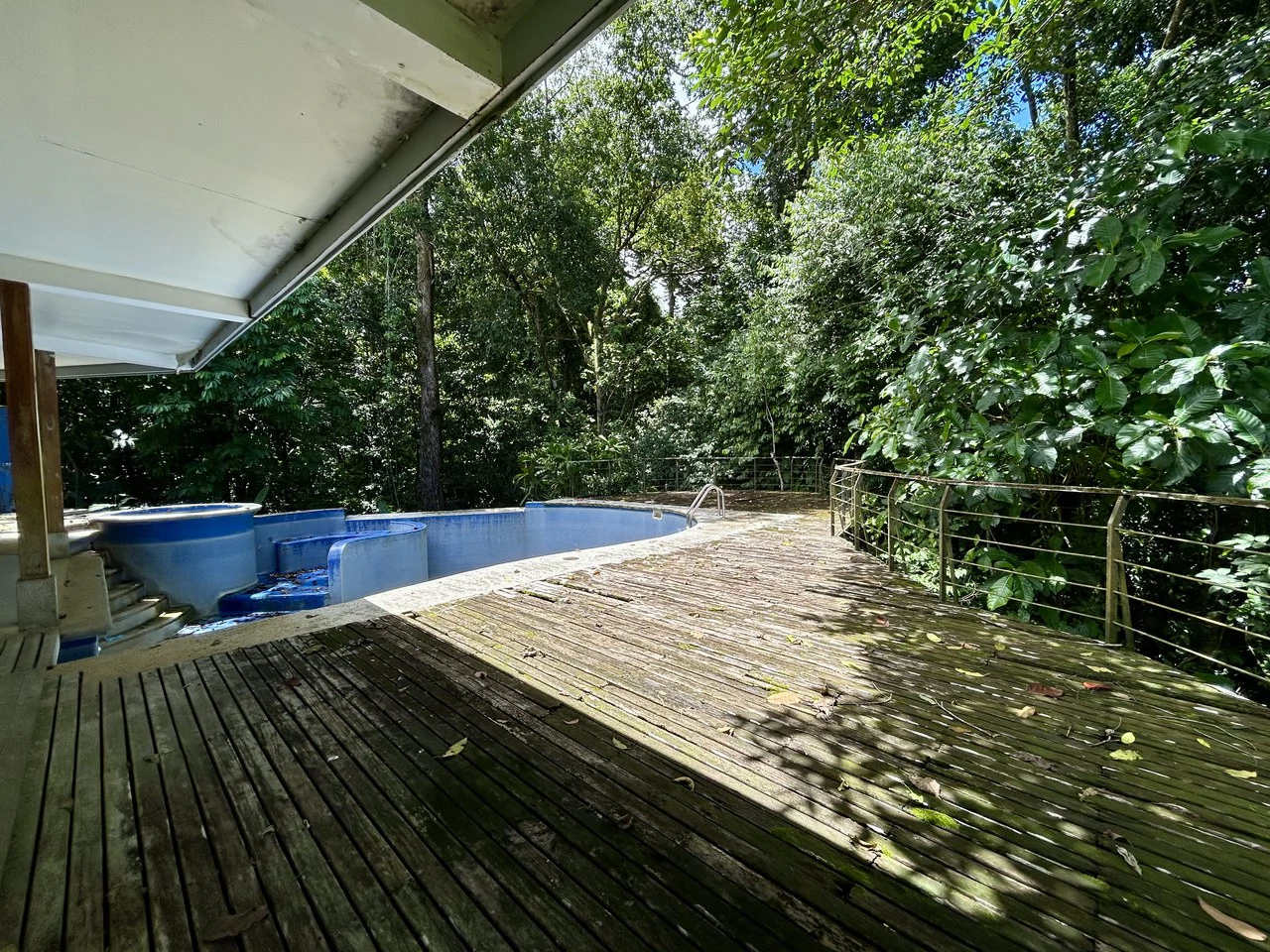 Fixer-Upper Home with an studio Office in Palmar Norte on a 7.58 Acres Property - Gallery image 53