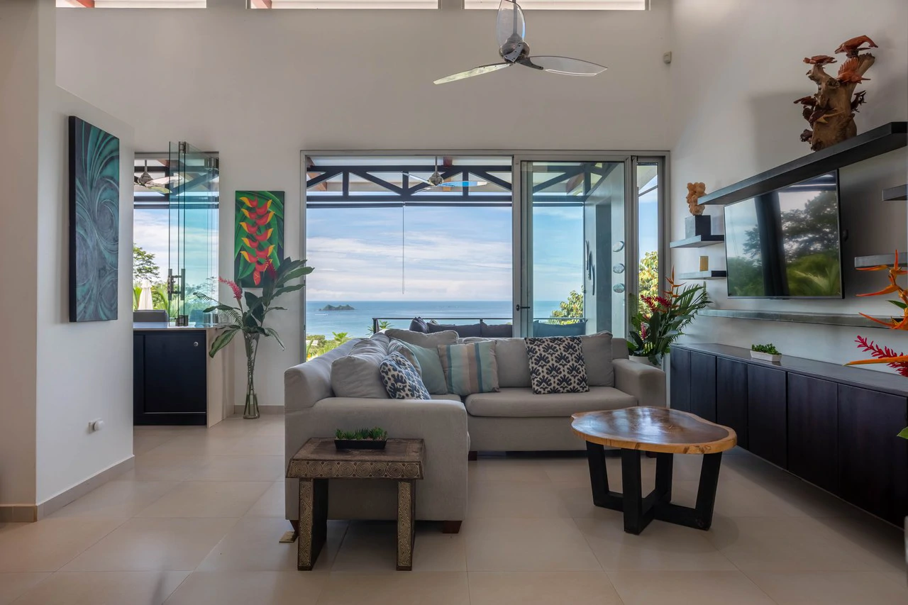 Luxury Villa with Guest House and Ocean Views of Costa Ballena - Gallery image 14