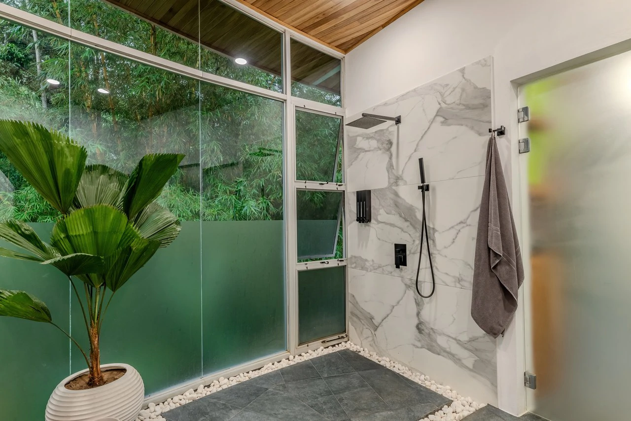 The Glass House. Sustainability, Luxury and Nature. - Gallery image 66