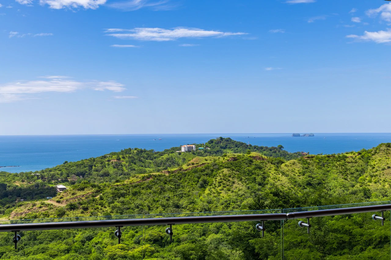Casa Manta Ray: Indulge in Luxury with Stunning Flamingo Beach Views! - Gallery image 65