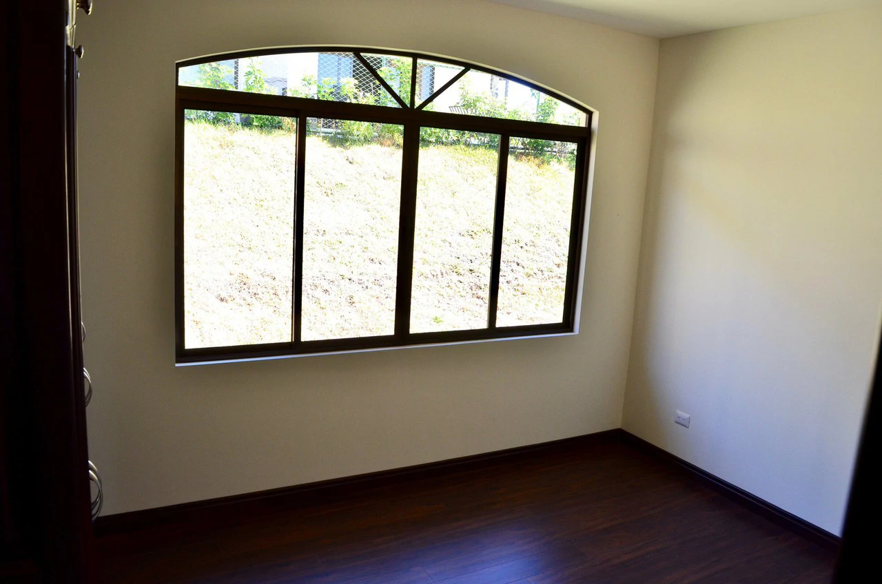Mountain House For Sale in San Isidro - Gallery image 24