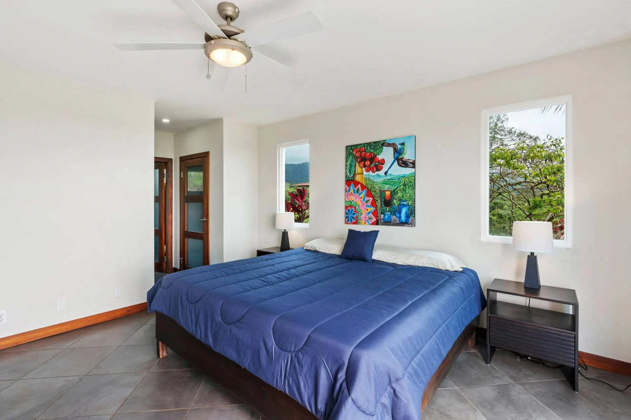 Casa Sol: Exceptionally Private Home with Panoramic Ocean, Mountain & Sunset Views - Gallery image 19