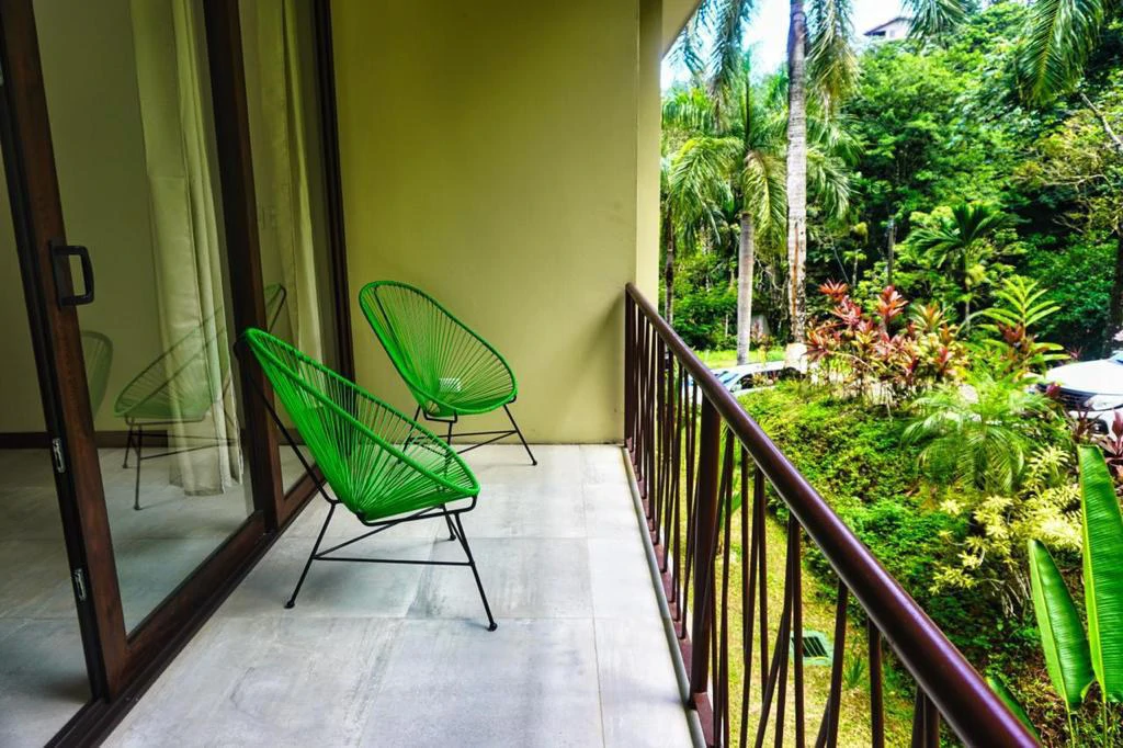 CAPUCHIN 3: Luxurious Manuel Antonio Condo for Sale inside gated community - Gallery image 12