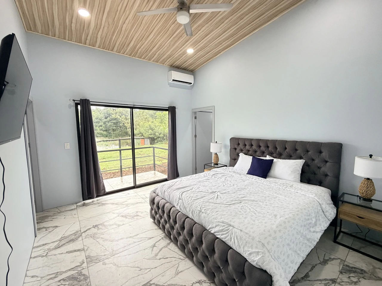 Mountain and Countryside House For Sale in La Tigra - Gallery image 18