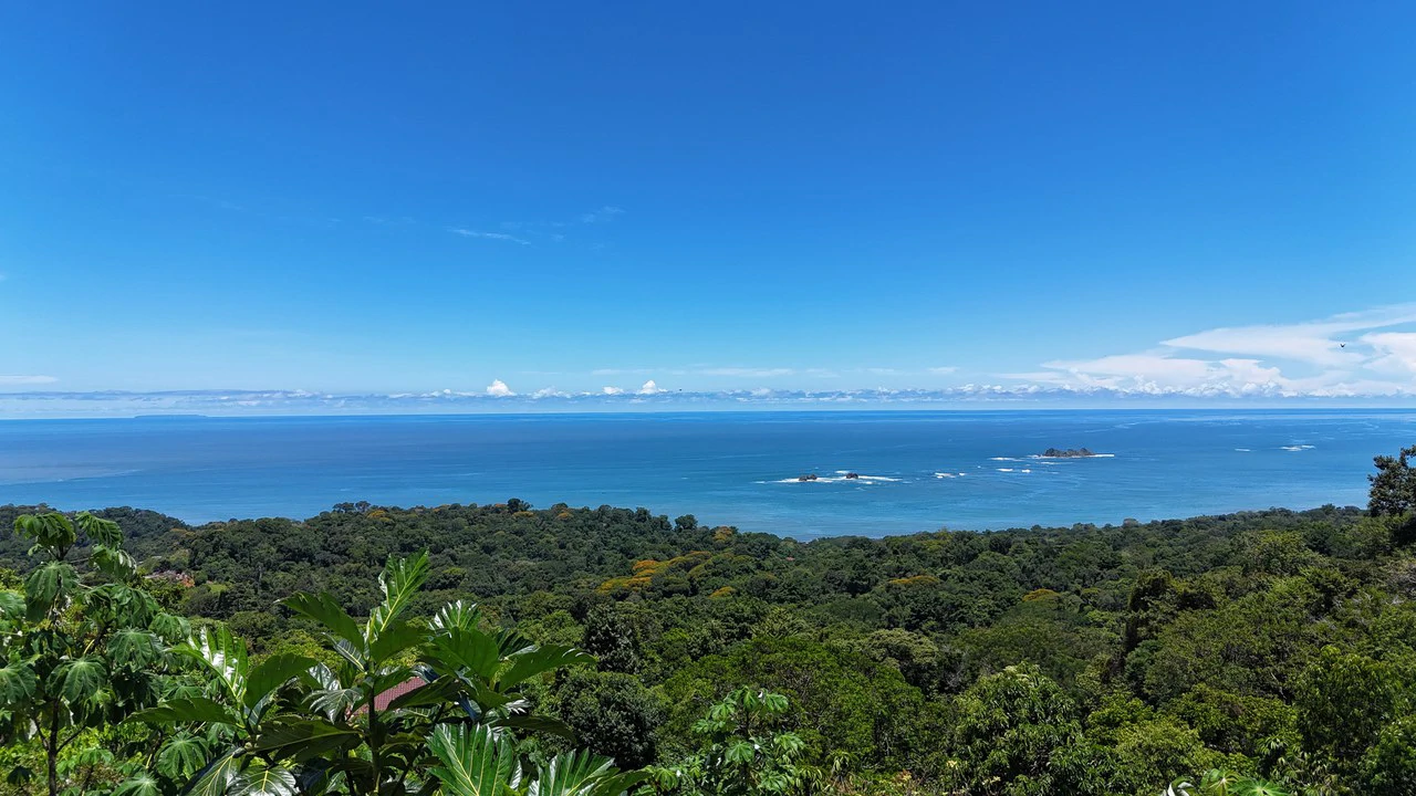 Stunning Ocean View Property with Luxury Pre-construction Home waiting to be Customized - Gallery image 2