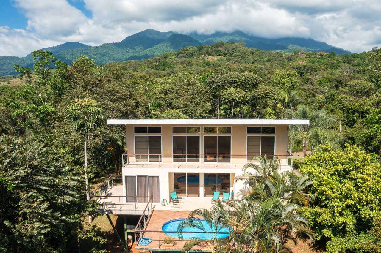 Casa Fox Las Palmas: Mountain House For Sale in Quepos - Gallery image 30