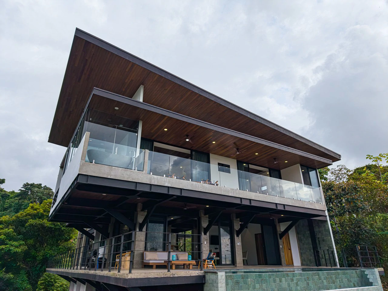 Casa Las Brisas Stunning Whale’s Tail Ocean View Home in Uvita - Gallery image 61