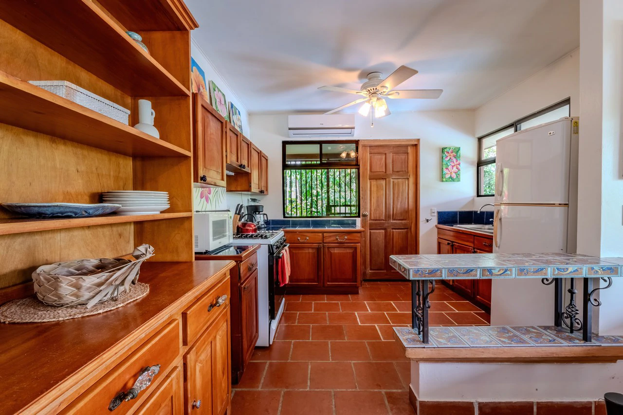 Rare Opportunity: Two Ocean View Homes in Exclusive Marina Vista, Escaleras - Gallery image 32