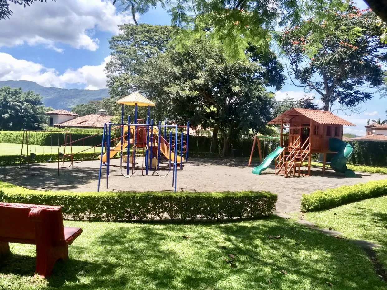 House For Sale in Pozos - Gallery image 34