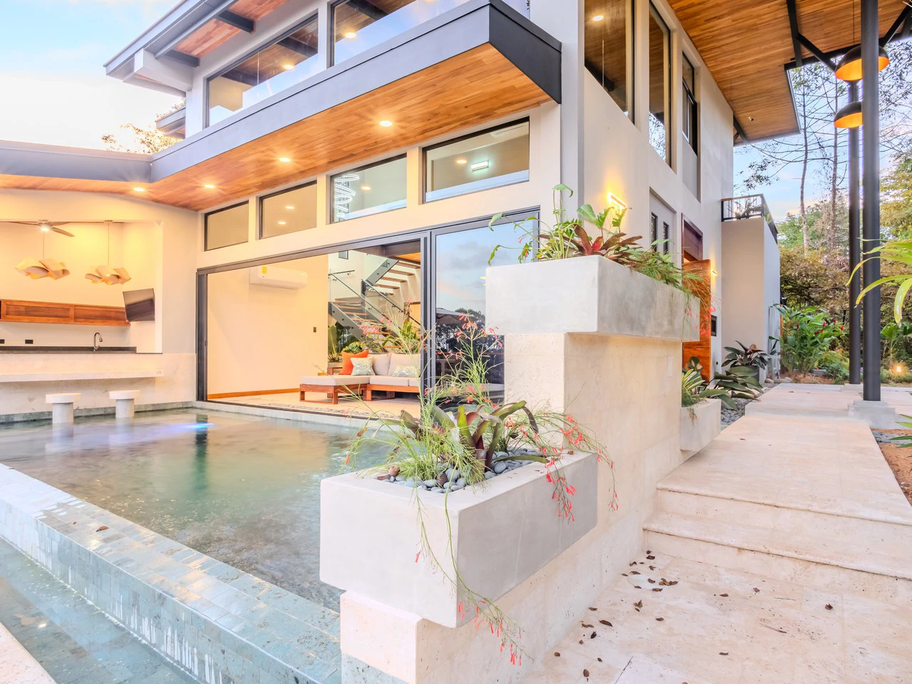 Luxury 3 Bedroom Home with Ocean Views in Downtown Uvita - Gallery image 94