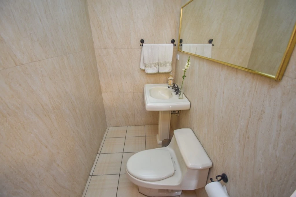 House For Sale in Escazú - Gallery image 10