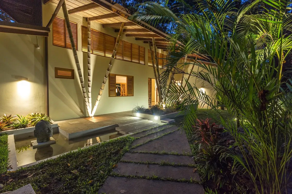 ID 1073: Villa Cabu - Luxury Airbnb Rental with Pool in Playa Chiquita - Gallery image 10