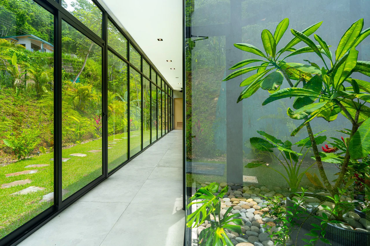 Casa La Artista: Sleek Modern Retreat with Ocean & Mountain Views in Ojochal - Gallery image 35