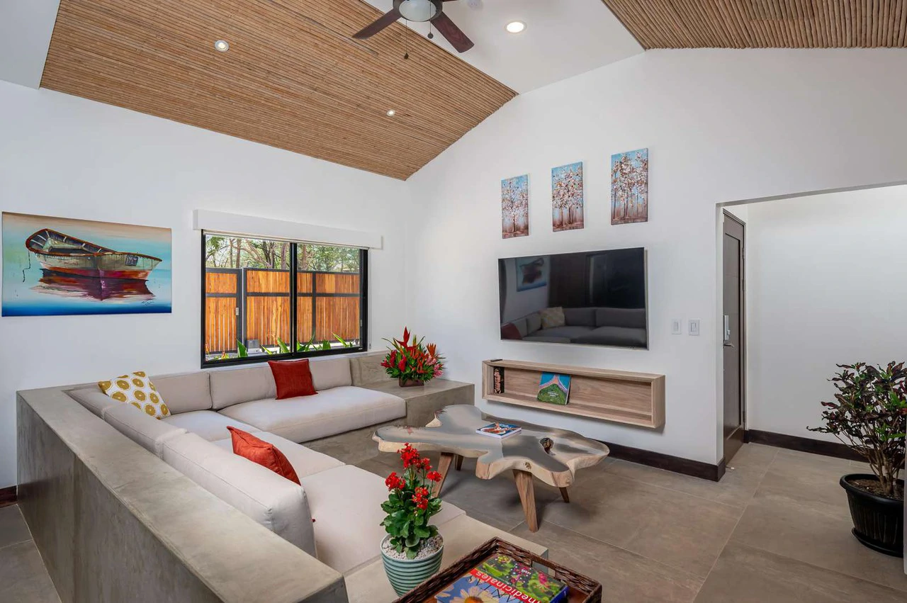 Casa Prema: Relaxed Coastal Living - Gallery image 6