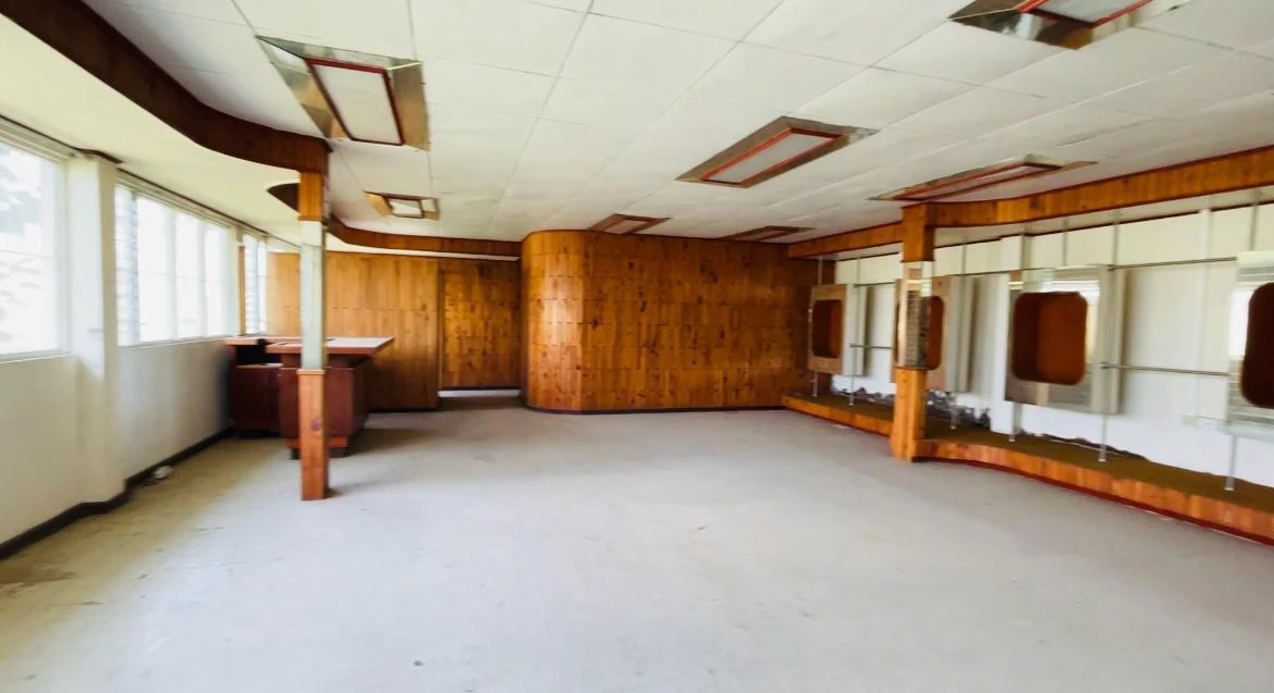 Bargain Commercial property for sale near Sabana San Jose Costa Rica - Gallery image 4
