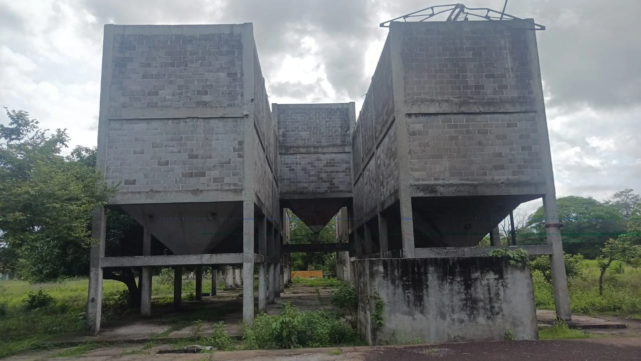 Industrial Property Complex for Sale – Prime Location on Route #21, Just 5 Minutes from Liberia International Airport - Gallery image 2