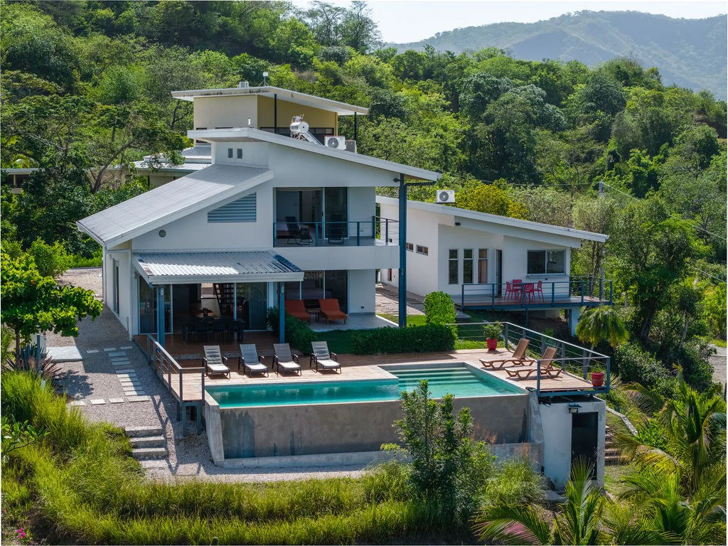 Villa Palmera: Ocean View Home for Sale in Playa Potrero, Costa Rica - Gallery image 43