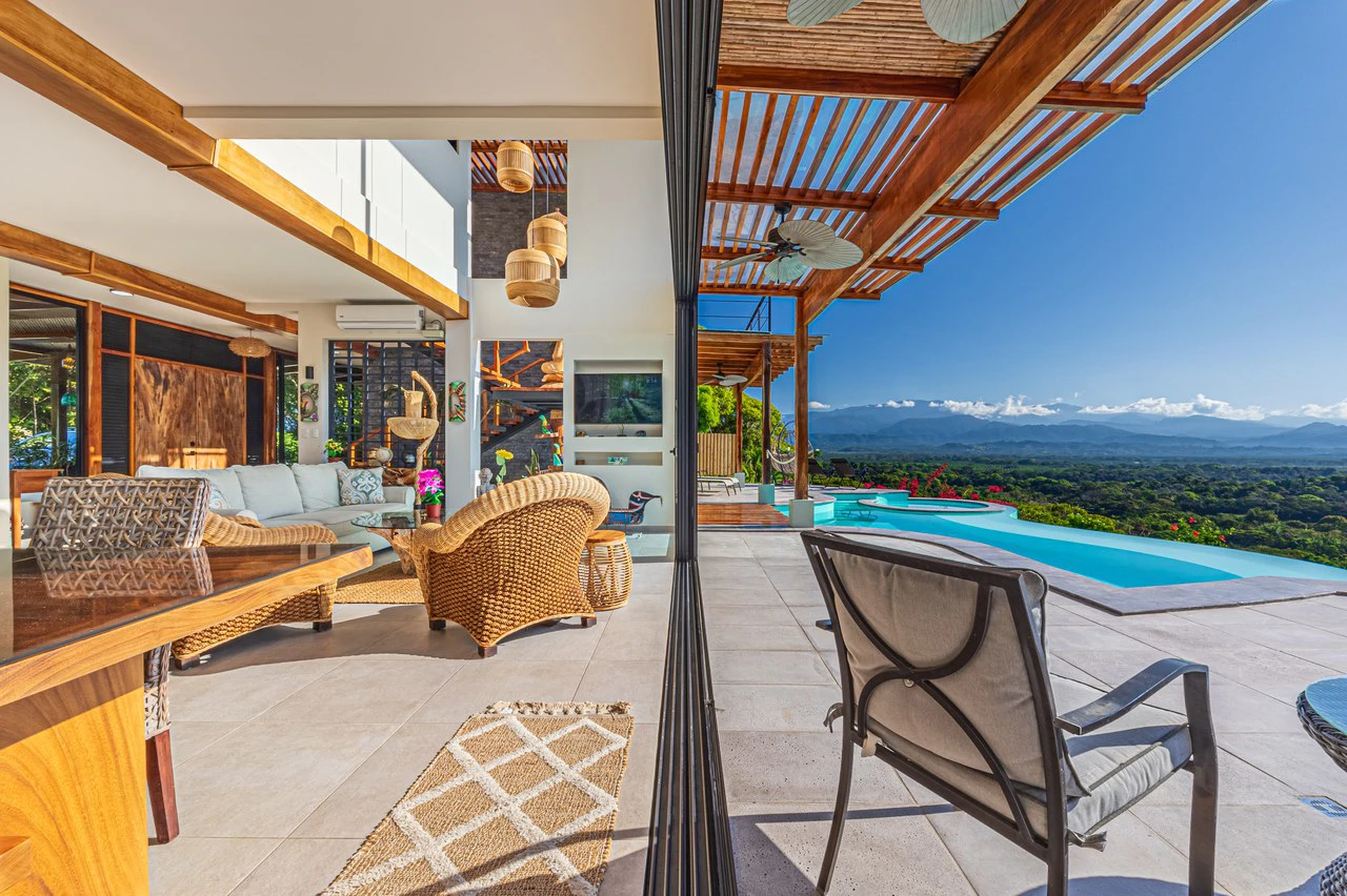 Iconic Luxury Estate with Unmatched Mountain Views | Manuel Antonio Estates - Gallery image 4