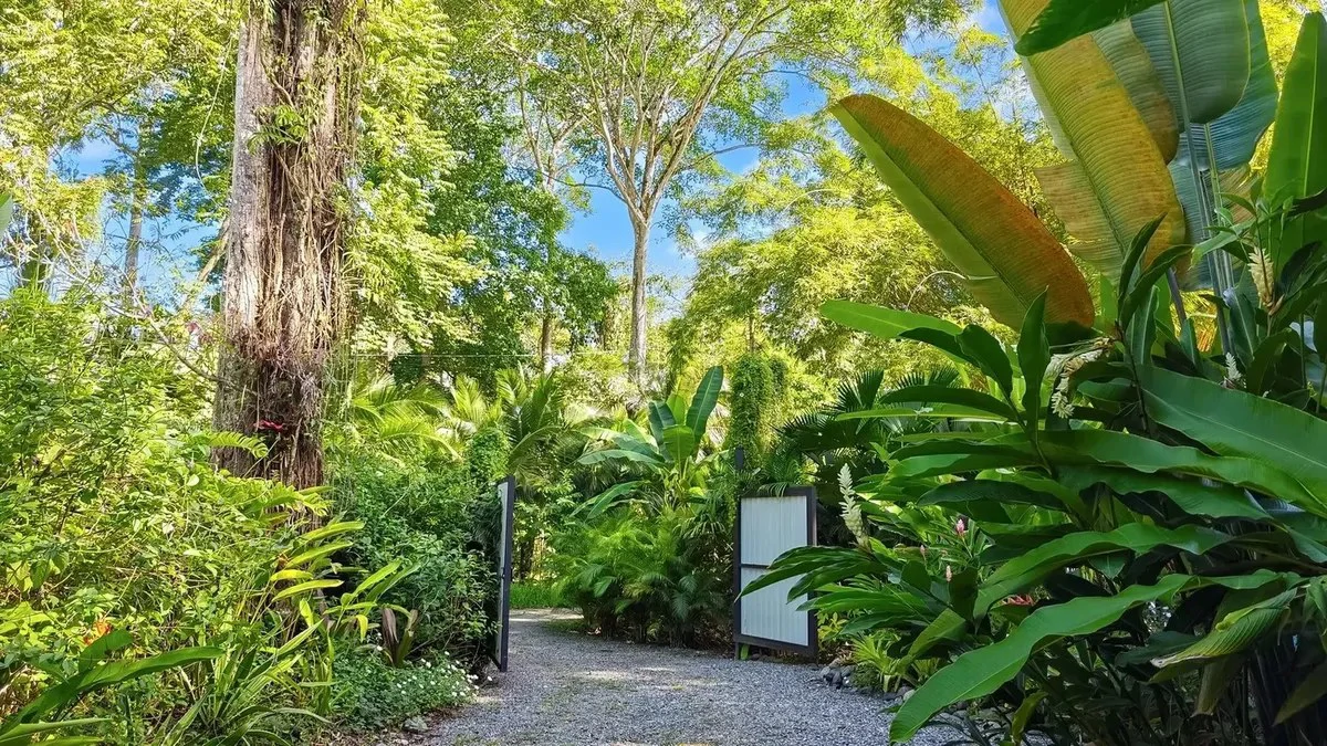 ID 775: 8 Bd/6 Ba - Retreat Property for Sale in Costa Rica - Gallery image 2