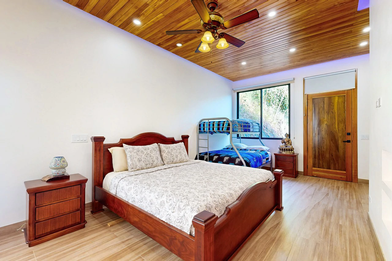1.25 ACRES – 4 Bedroom Luxury Ocean View Home In Gated Community With Amazing Pool, Yoga Deck, Easy Access! Owner Financing Available!! - Gallery image 45