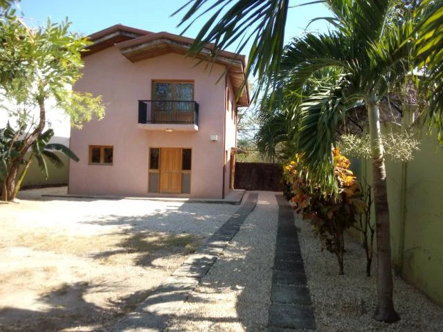Private house for sale, detached and spacy modern 3-bed home for sale in the center of Liberia - Gallery image 2