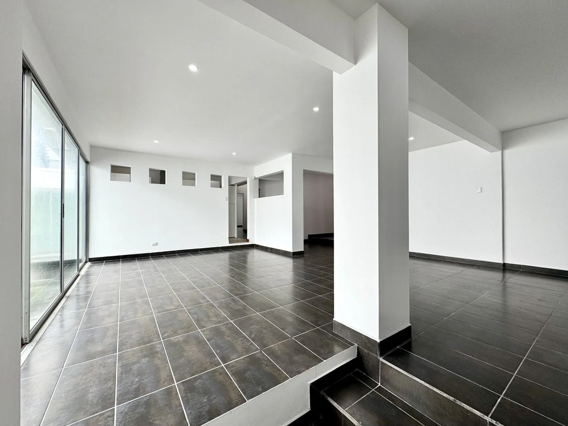 House For Sale in Bello Horizonte - Gallery image 18