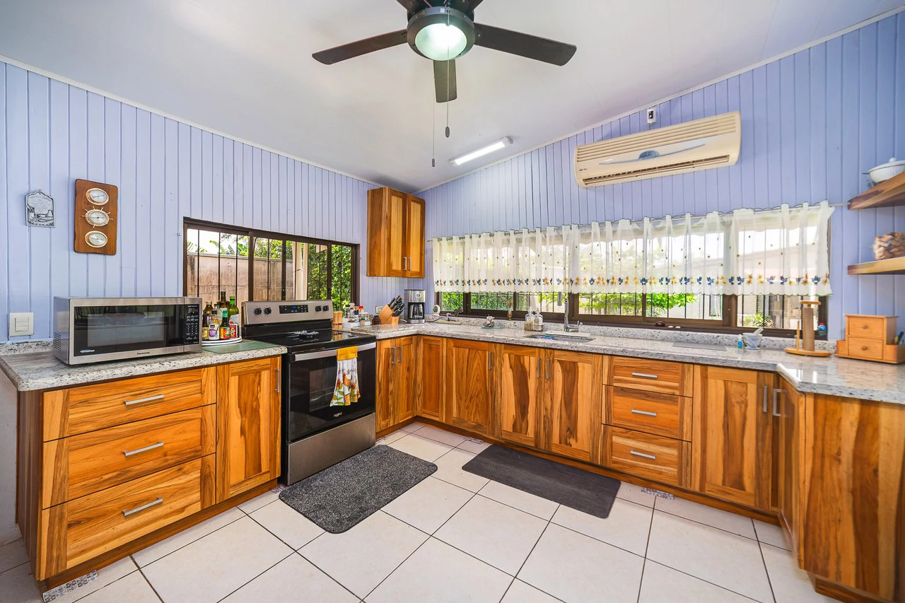 Casa Campo: Quiet Countryside Home Near Beaches - Gallery image 35