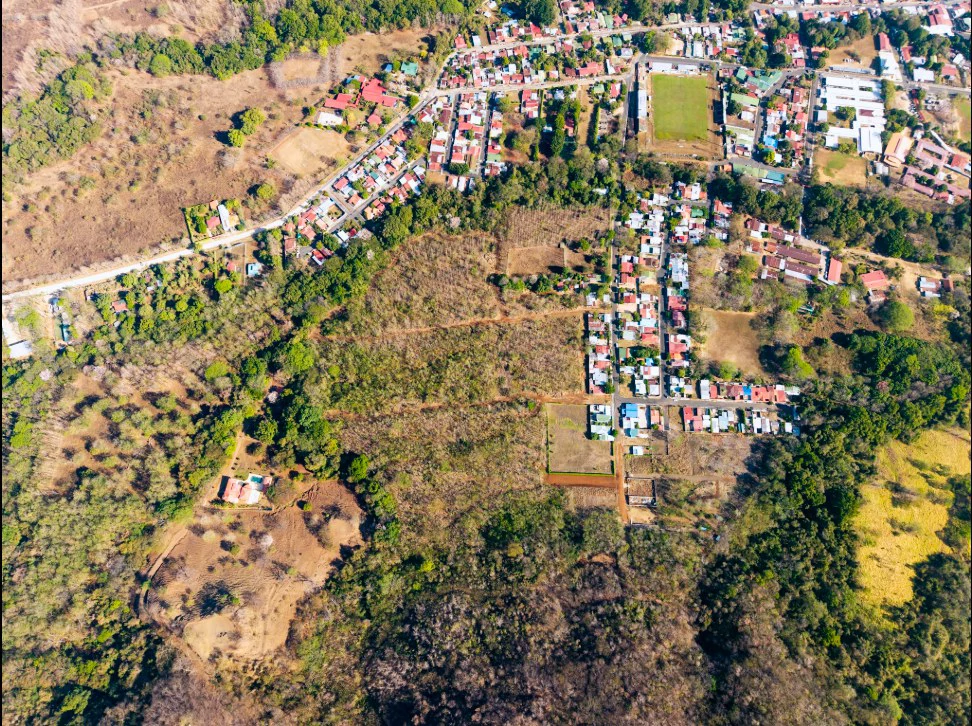 Discover Your Dream Farm on 4.2 Hectares in Costa Rica - Gallery image 9