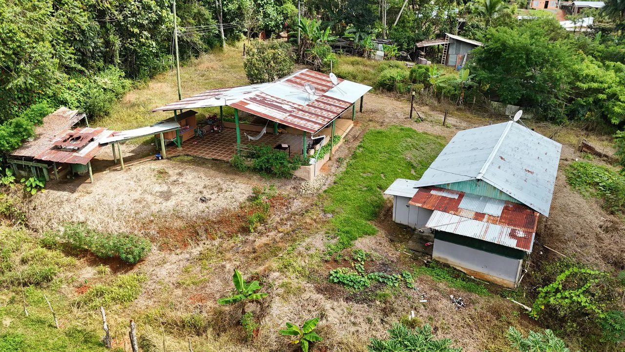 Se vende propiedad con casa tradicional en La Ceniza: Home Construction Site For Sale in La Ceniza - Gallery image 5