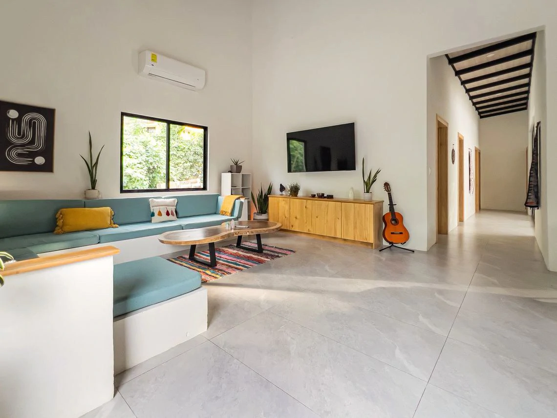 Casa Kapacha: Modern Family Oasis in Samara Woods – 4 Bedrooms, 3 Bathrooms and Swimming Pool, Just 6 Minutes from the Beach - Gallery image 14