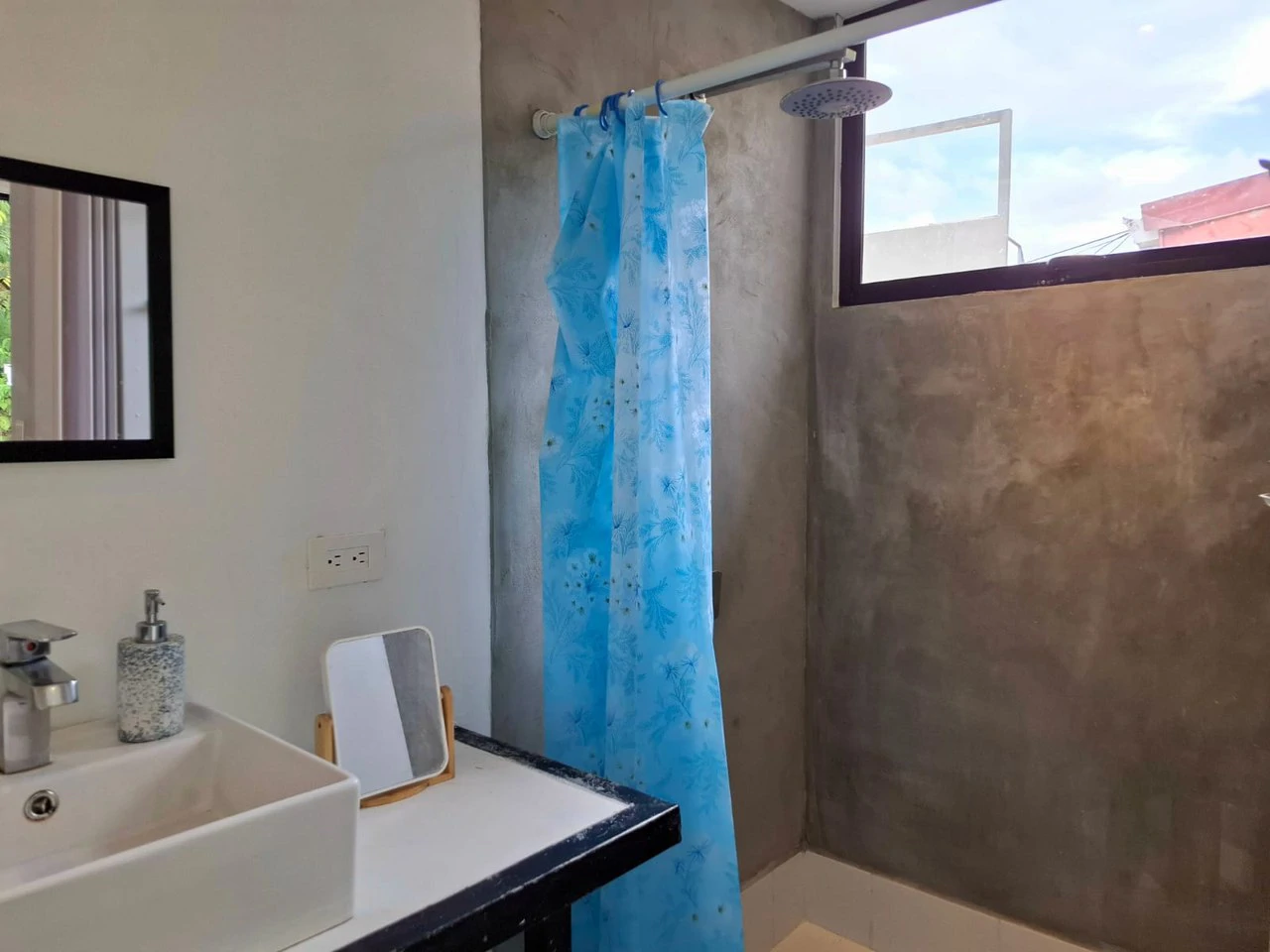 Your Herradura Opportunity! Open-Concept Fixer-Upper - Gallery image 13