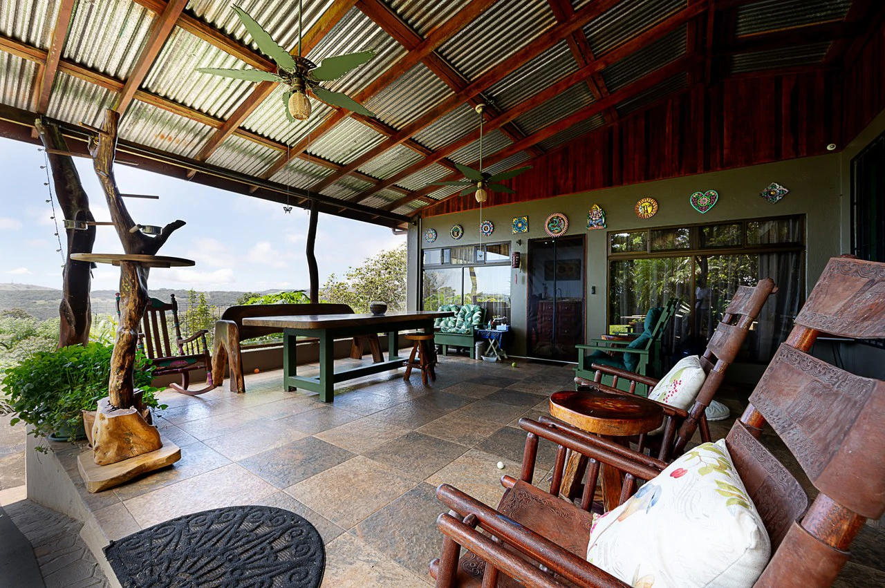 Harmony Haven: Lake Arenal View Home and Guest Casita - Gallery image 3